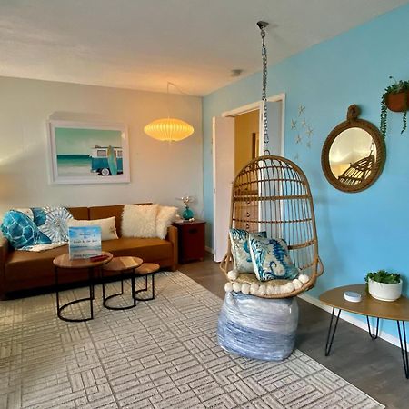 Condo By The Sea ลินคอล์น ซิตี้ ภายนอก รูปภาพ