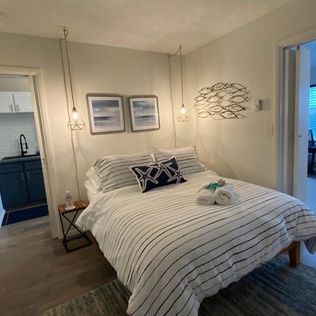 Condo By The Sea ลินคอล์น ซิตี้ ภายนอก รูปภาพ