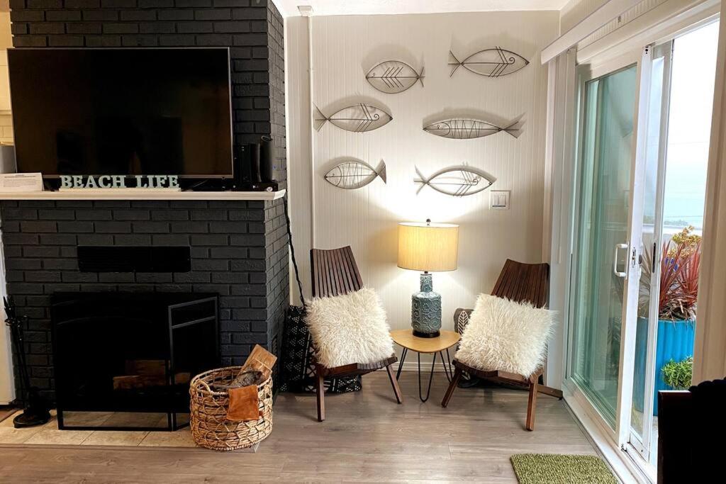 Condo By The Sea ลินคอล์น ซิตี้ ภายนอก รูปภาพ