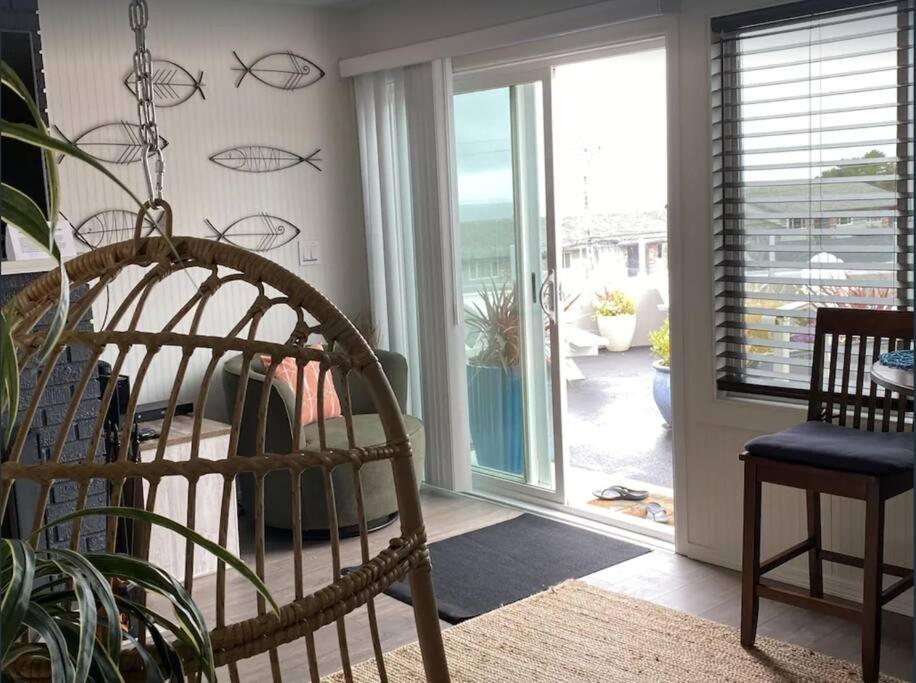 Condo By The Sea ลินคอล์น ซิตี้ ภายนอก รูปภาพ